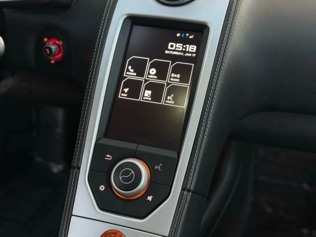 2012 McLaren MP4-12C - Image 27 of 31