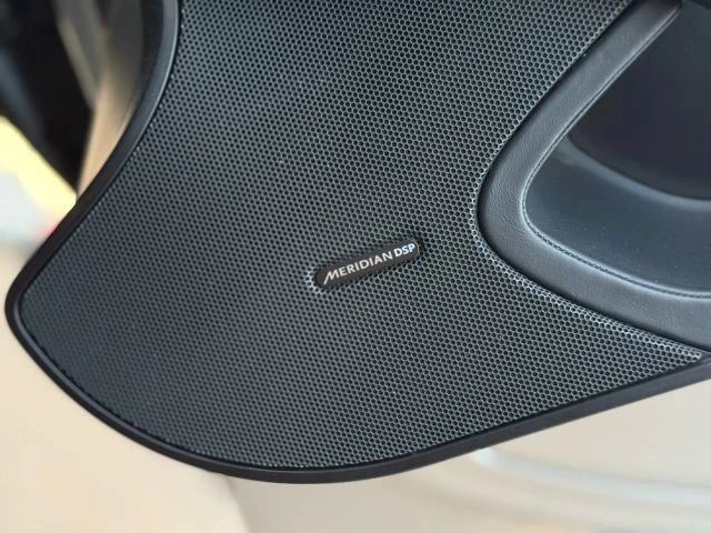 2012 McLaren MP4-12C - Image 26 of 31
