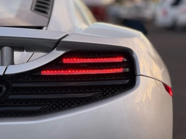 2012 McLaren MP4-12C - Image 11 of 12