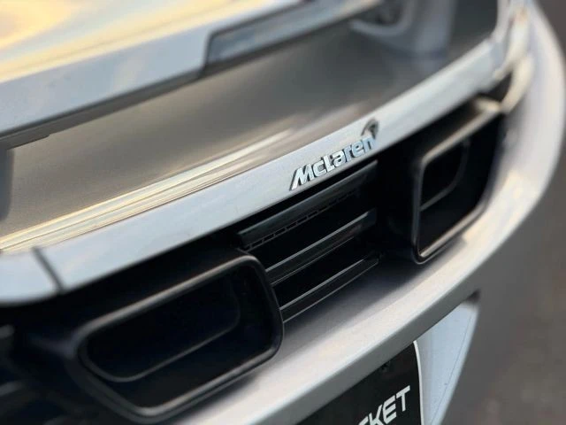 2012 McLaren MP4-12C - Image 12 of 31