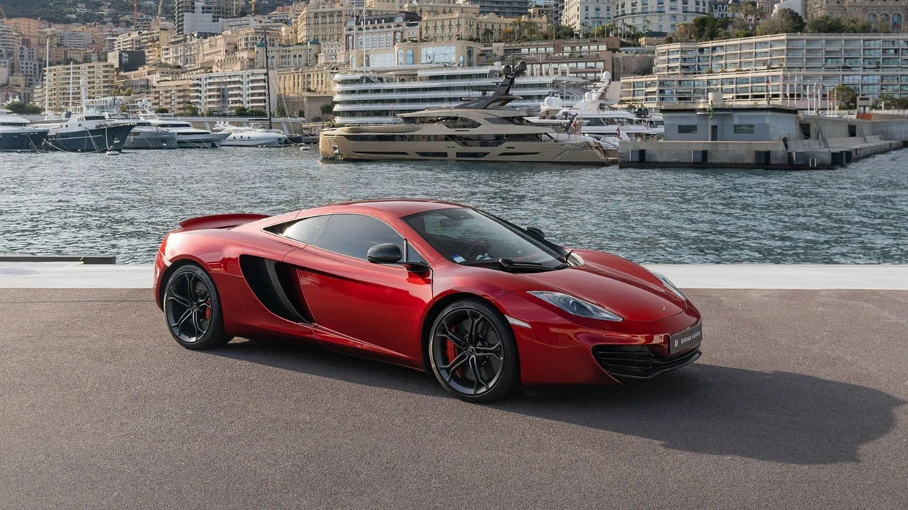 2012 McLaren MP4-12C - Image 9 of 31