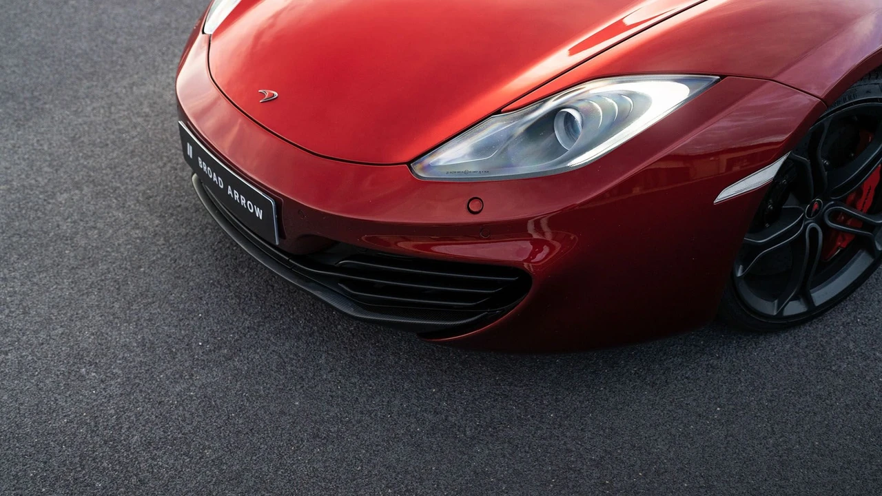 2012 McLaren MP4-12C - Image 17 of 31