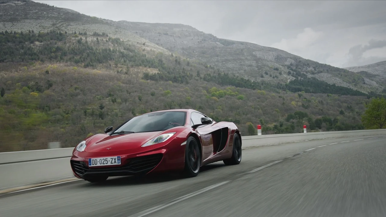 2012 McLaren MP4-12C - Image 13 of 31