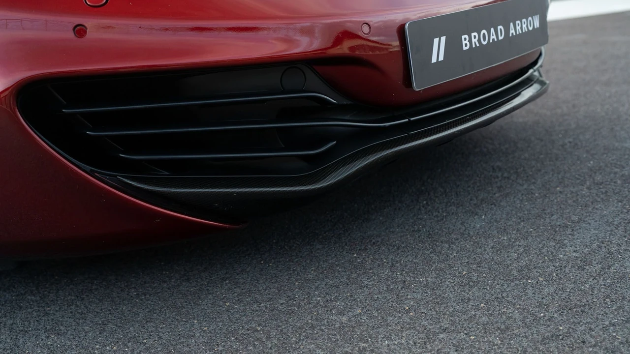 2012 McLaren MP4-12C - Image 19 of 31