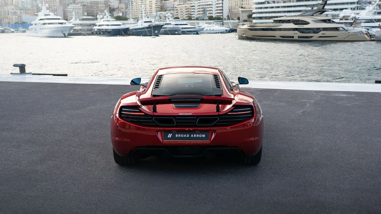 2012 McLaren MP4-12C - Image 5 of 31