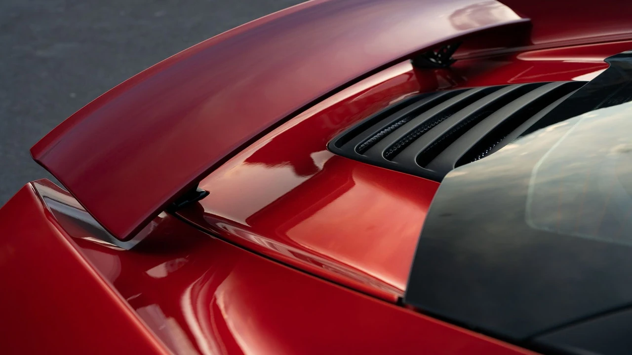 2012 McLaren MP4-12C - Image 27 of 31