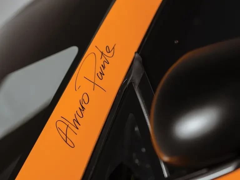 2012 McLaren MP4-12C - Image 16 of 31