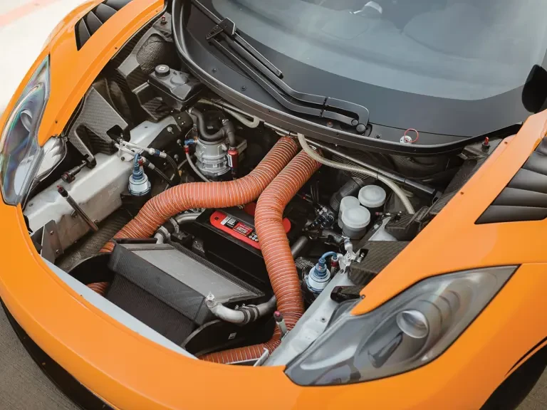 2012 McLaren MP4-12C - Image 31 of 31