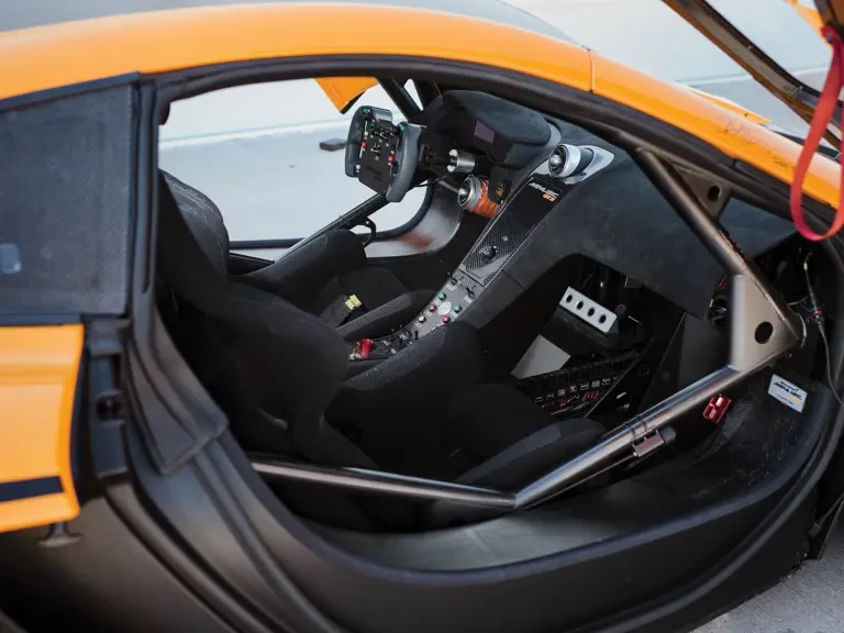 2012 McLaren MP4-12C - Image 9 of 31