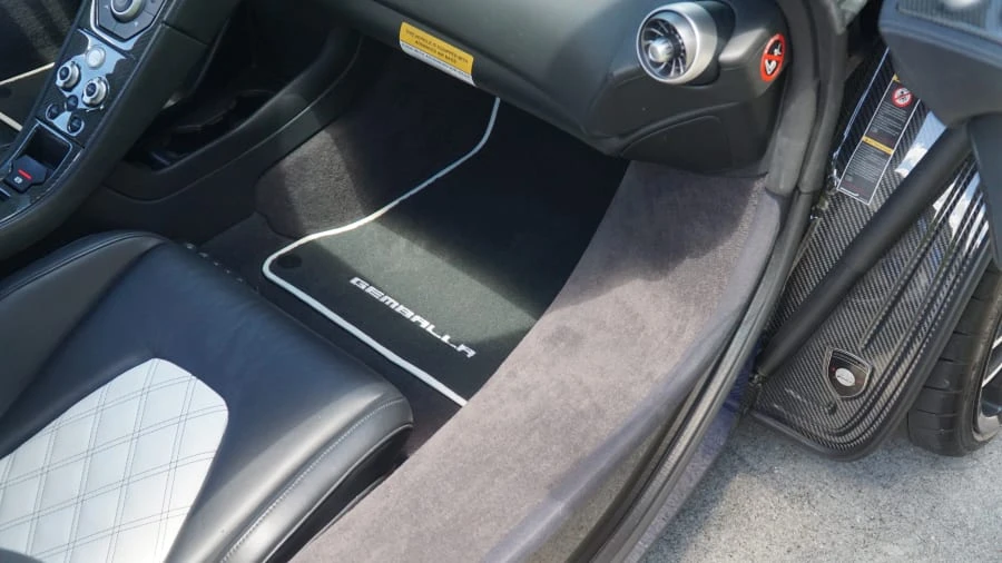 2012 McLaren MP4-12C - Image 9 of 29