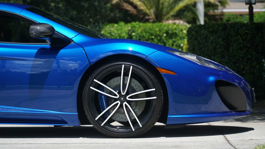 2012 McLaren MP4-12C - Image 25 of 29