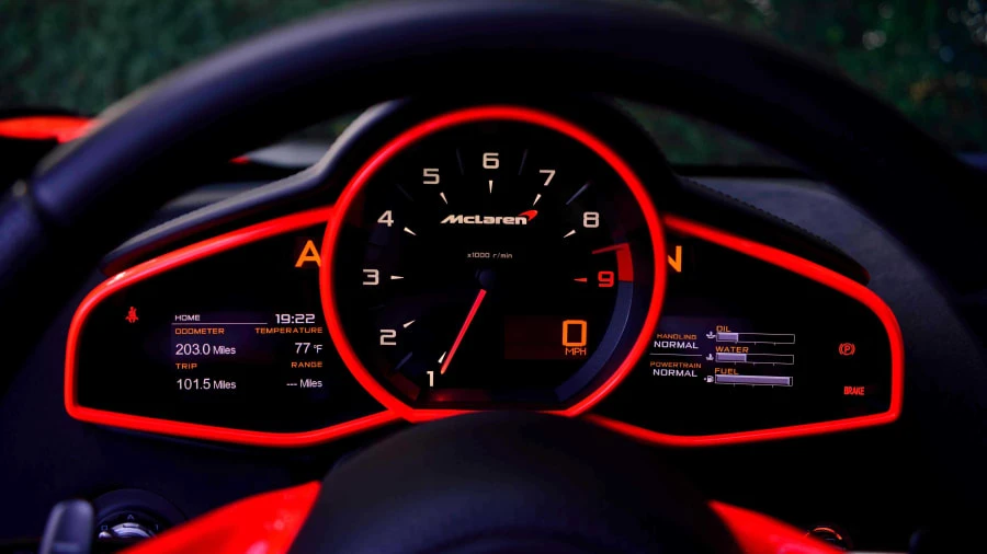 2012 McLaren MP4-12C - Image 9 of 12