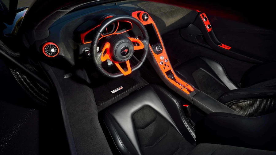 2012 McLaren MP4-12C - Image 4 of 12