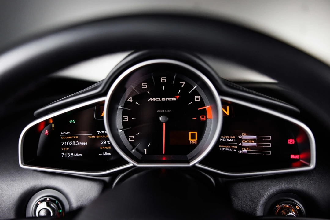 2012 McLaren MP4-12C - Image 22 of 31