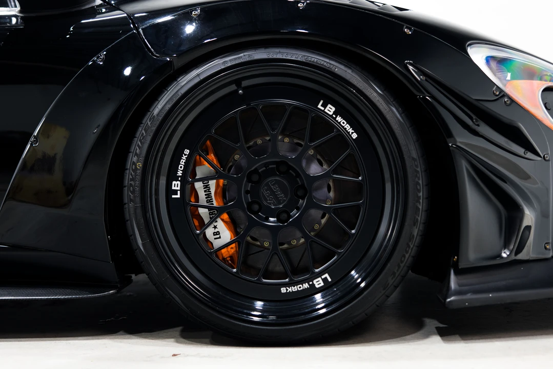 2012 McLaren MP4-12C - Image 11 of 31