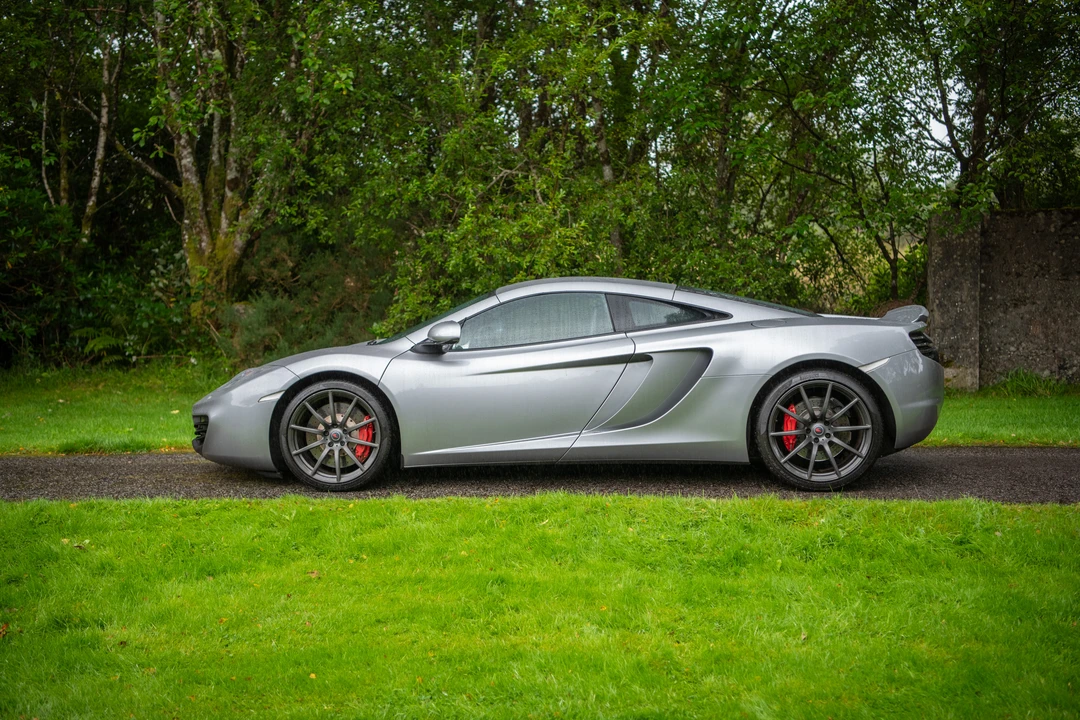 2012 McLaren MP4-12C - Image 4 of 31