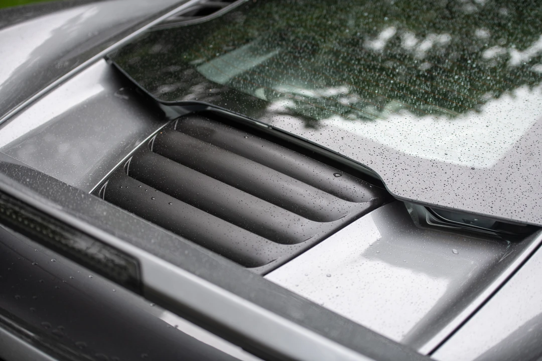 2012 McLaren MP4-12C - Image 27 of 31