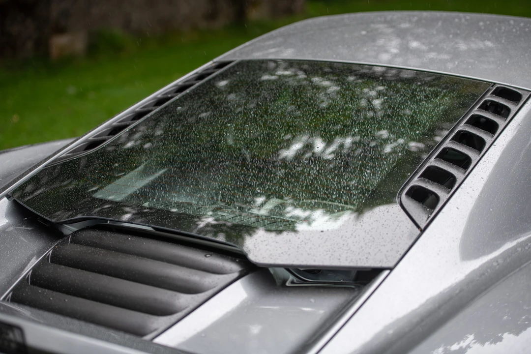 2012 McLaren MP4-12C - Image 29 of 31