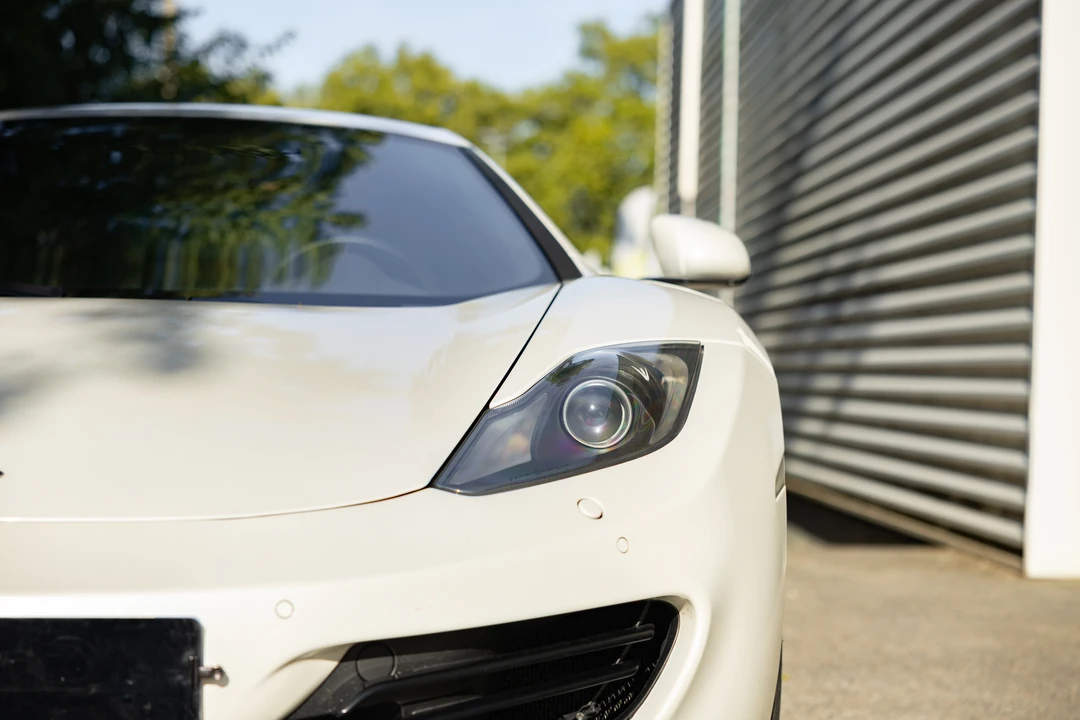 2012 McLaren MP4-12C - Image 15 of 31