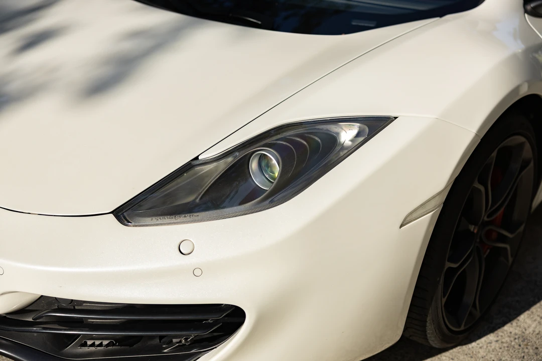 2012 McLaren MP4-12C - Image 16 of 31