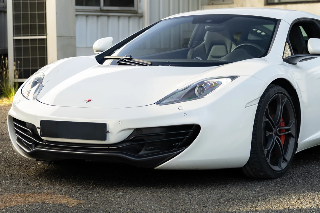2012 McLaren MP4-12C - Image 17 of 31