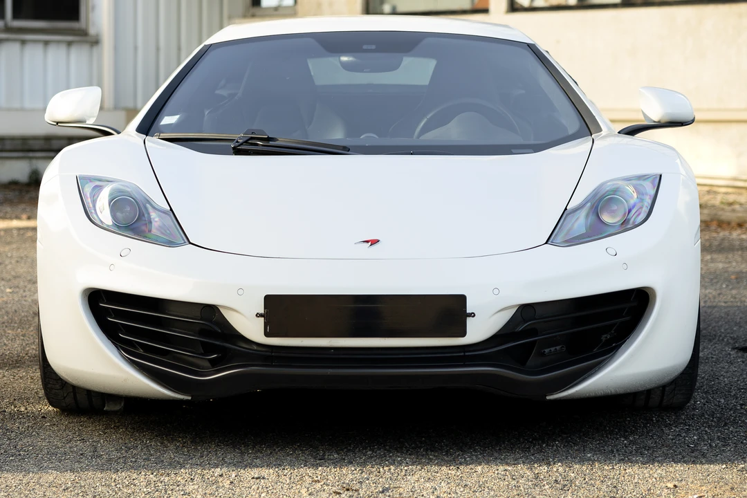 2012 McLaren MP4-12C - Image 18 of 31