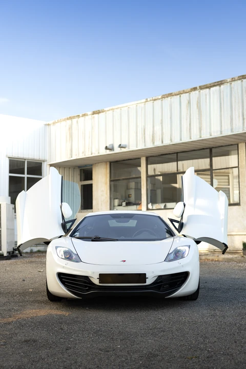 2012 McLaren MP4-12C - Image 24 of 31