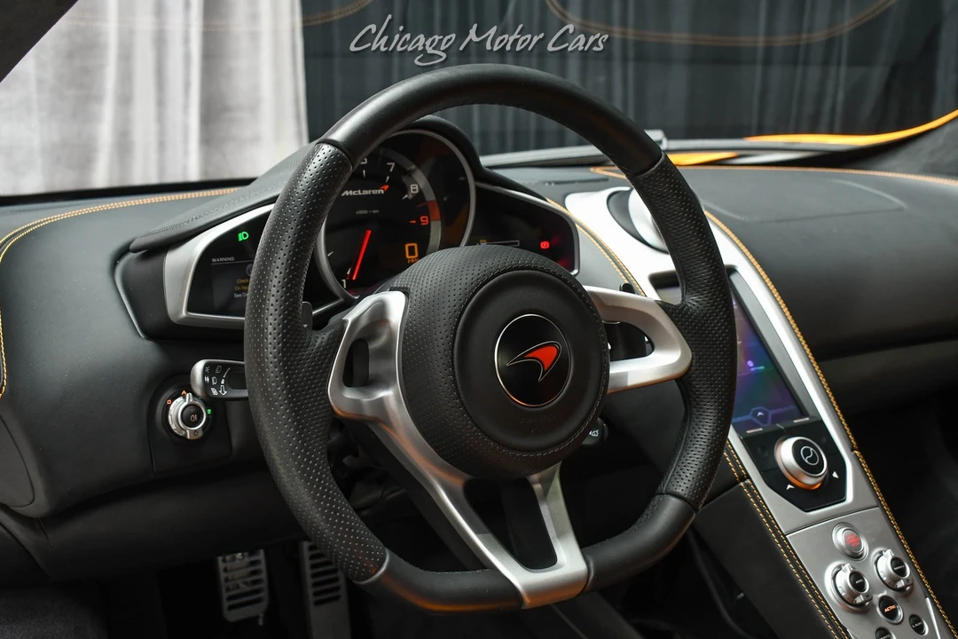 2012 McLaren MP4-12C - Image 10 of 31