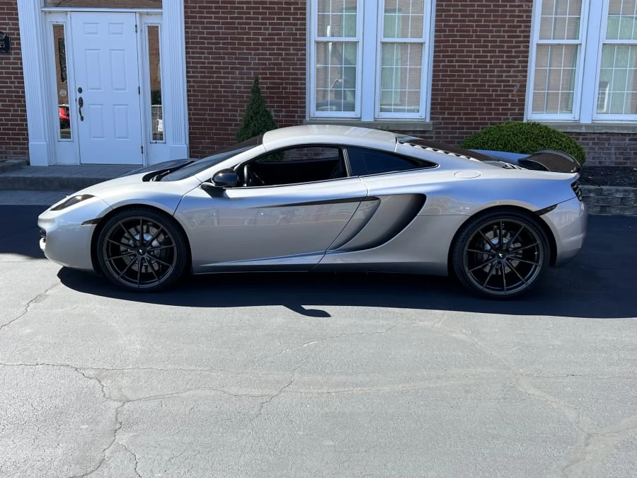 2012 McLaren MP4-12C - Image 2 of 8