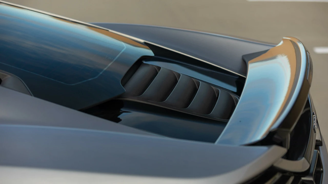 2012 McLaren MP4-12C - Image 29 of 31