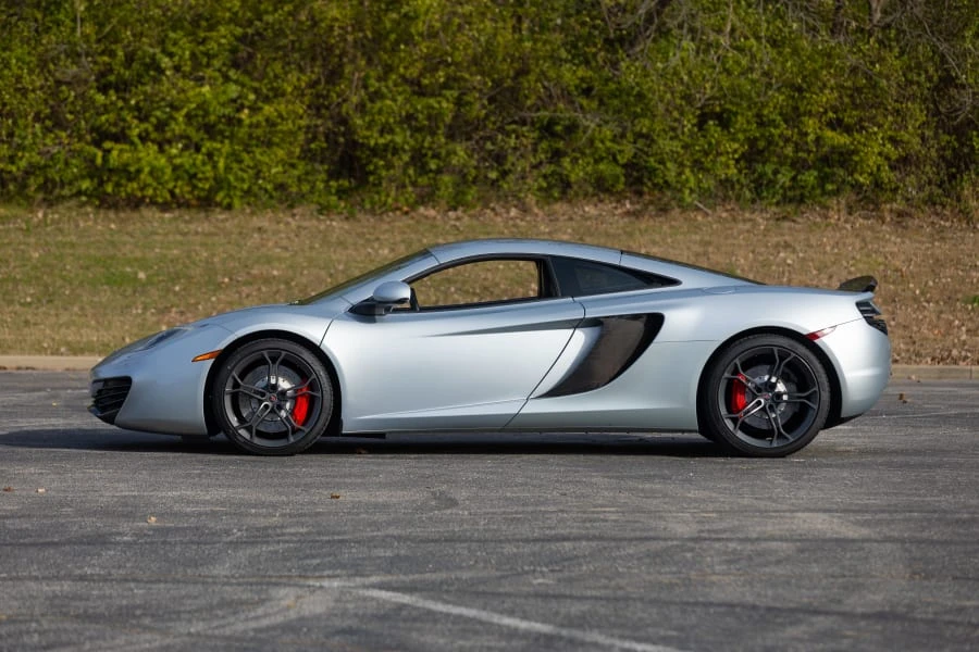 2012 McLaren MP4-12C - Image 7 of 27