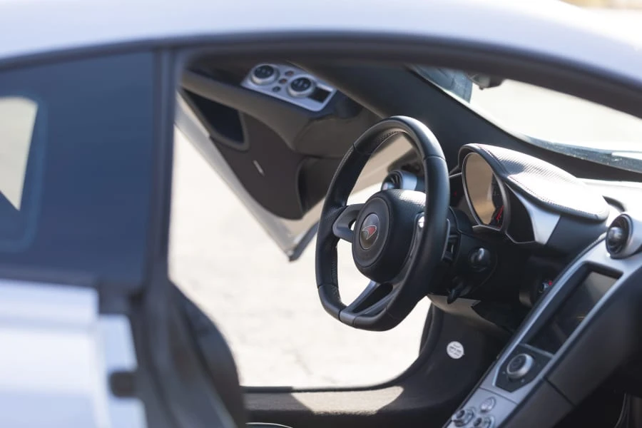 2012 McLaren MP4-12C - Image 20 of 27