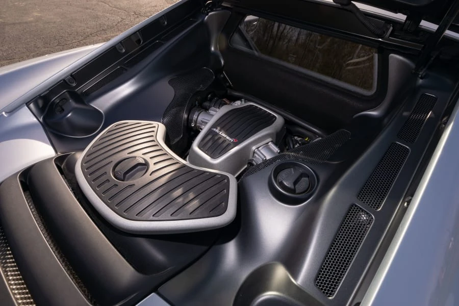 2012 McLaren MP4-12C - Image 24 of 27