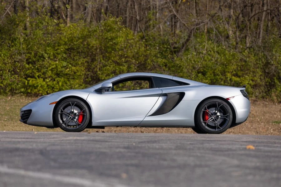 2012 McLaren MP4-12C - Image 2 of 27