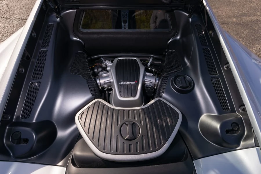 2012 McLaren MP4-12C - Image 25 of 27
