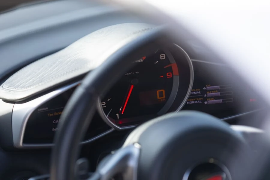 2012 McLaren MP4-12C - Image 22 of 27