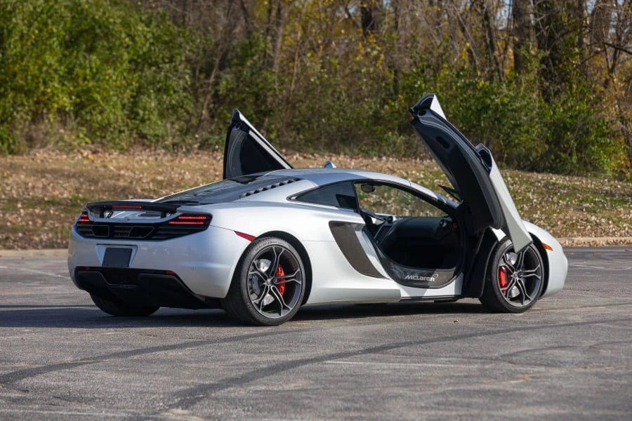 2012 McLaren MP4-12C - Image 3 of 27
