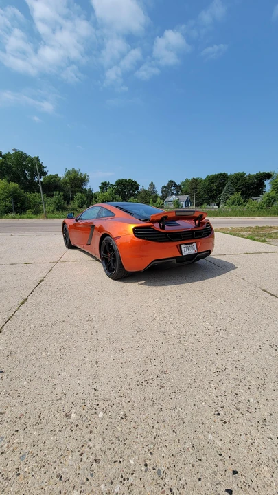 2012 McLaren MP4-12C - Image 25 of 31