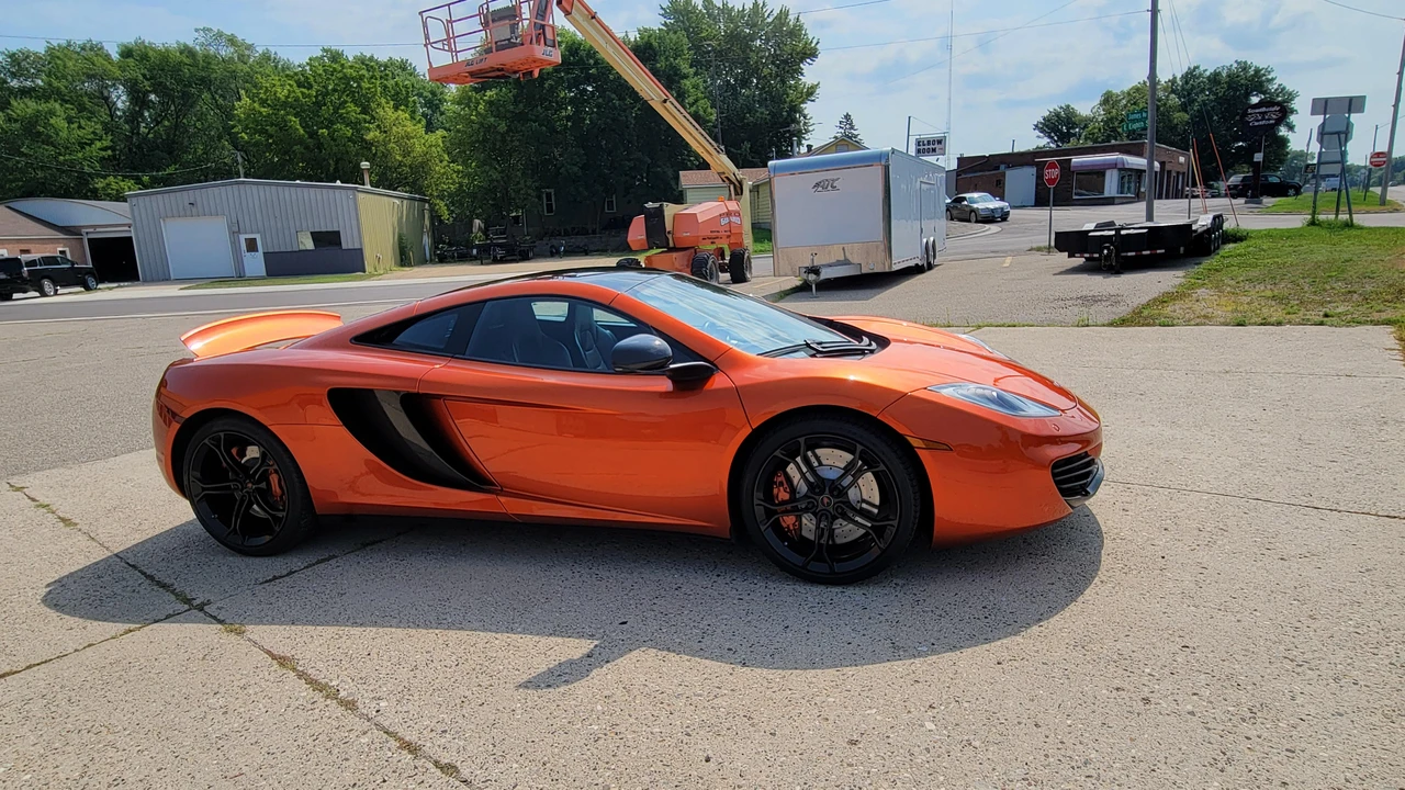 2012 McLaren MP4-12C - Image 31 of 31