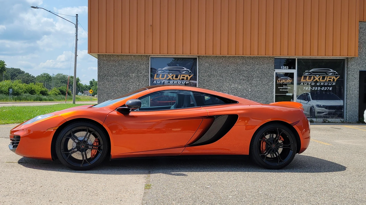 2012 McLaren MP4-12C - Image 18 of 31