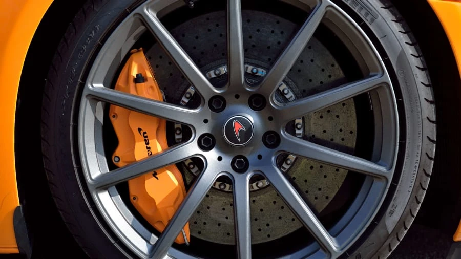 2012 McLaren MP4-12C - Image 15 of 31