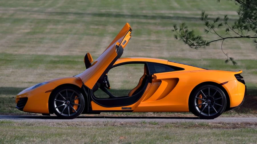 2012 McLaren MP4-12C - Image 16 of 31