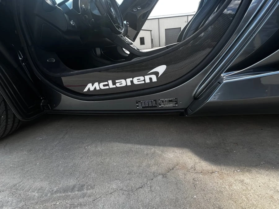 2012 McLaren MP4-12C - Image 15 of 21