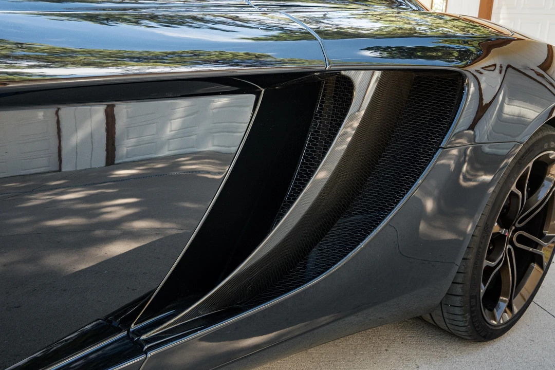 2012 McLaren MP4-12C - Image 15 of 31
