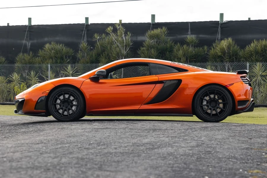 2012 McLaren MP4-12C - Image 2 of 31