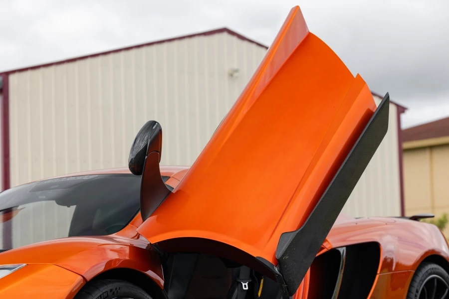 2012 McLaren MP4-12C - Image 16 of 31