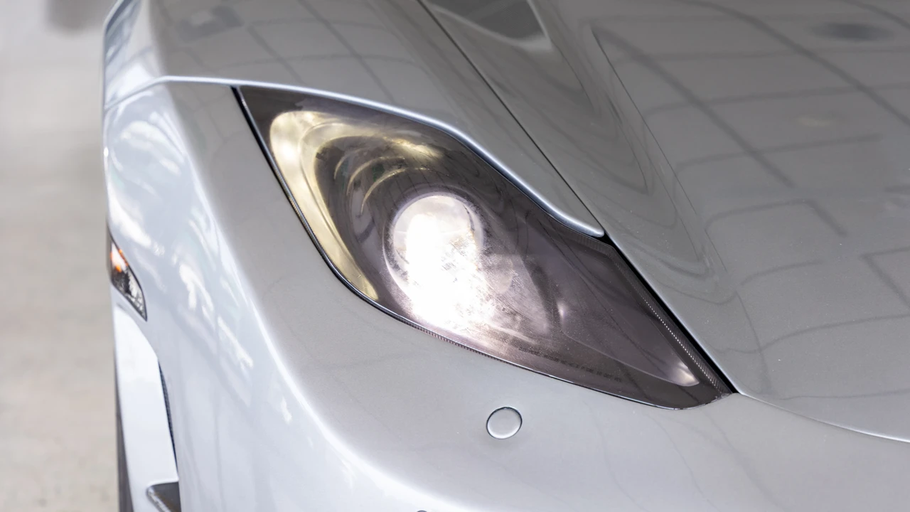 2012 McLaren MP4-12C - Image 11 of 31