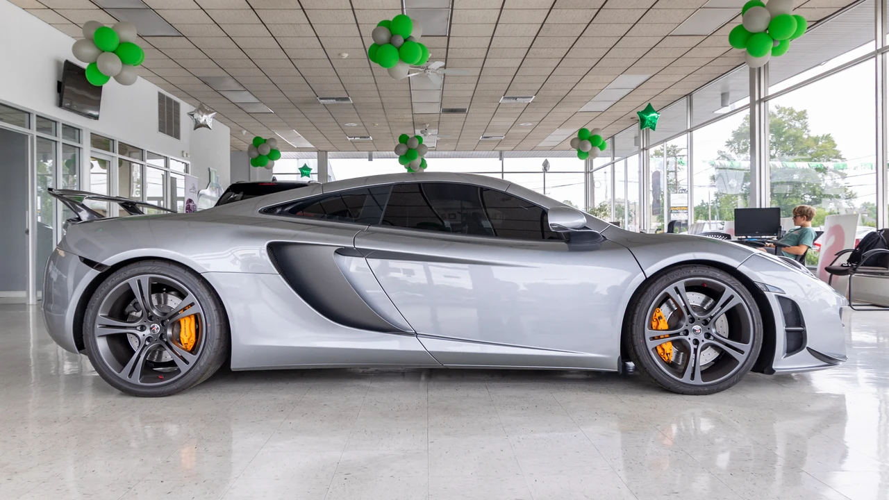2012 McLaren MP4-12C - Image 4 of 31