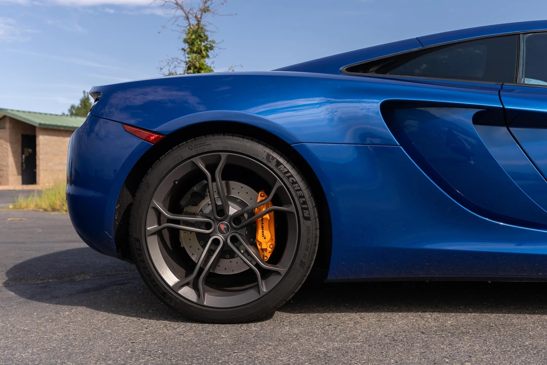 2012 McLaren MP4-12C - Image 29 of 31