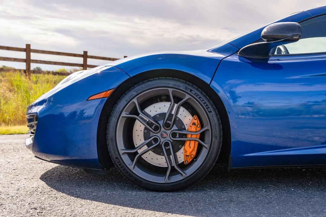 2012 McLaren MP4-12C - Image 26 of 31